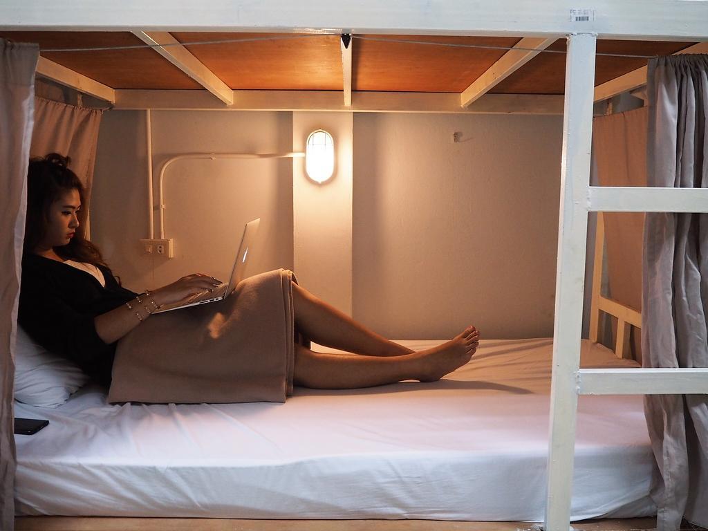 בנגקוק Counting Stars Hostel מראה חיצוני תמונה