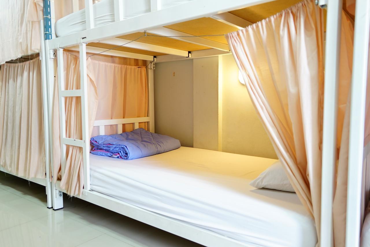 בנגקוק Counting Stars Hostel מראה חיצוני תמונה