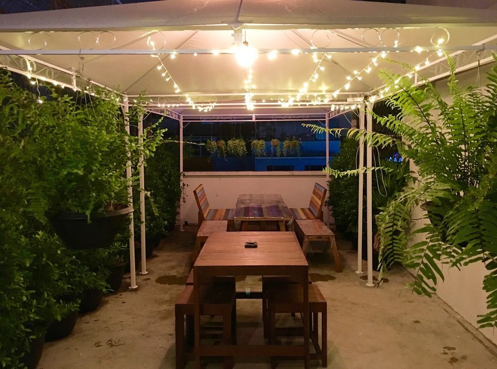 בנגקוק Counting Stars Hostel מראה חיצוני תמונה